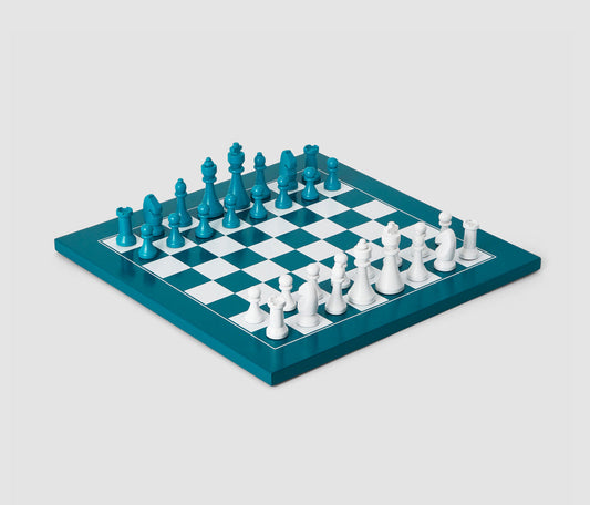 The Gambit - Wood Chess